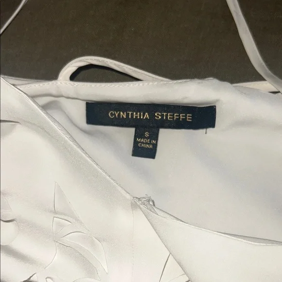 Cynthia Steffe White Top with Cutout Details - Picture 2 of 3